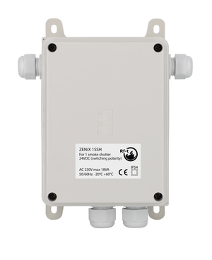 Field device for monitoring and controlling of 1 motorized smoke control shutter